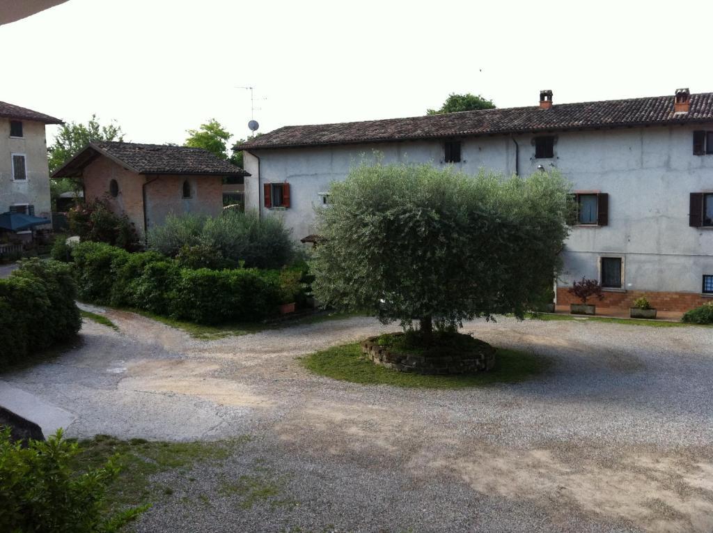 Agriturismo Licensi Del Bresa Monzambano Room photo