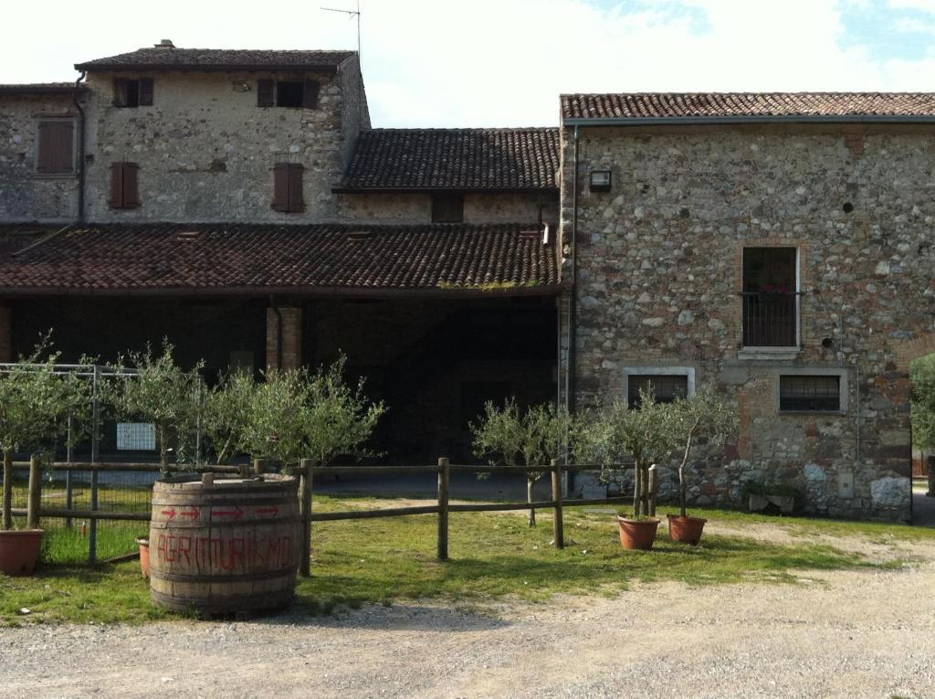 Agriturismo Licensi Del Bresa Monzambano Room photo