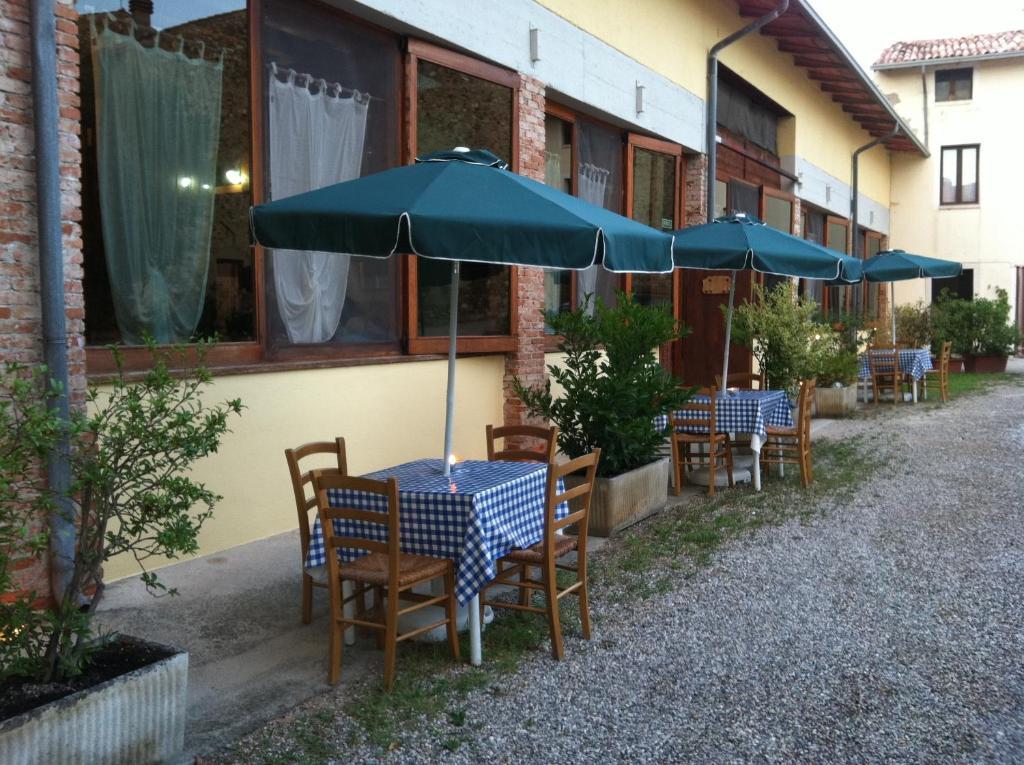 Agriturismo Licensi Del Bresa Monzambano Room photo