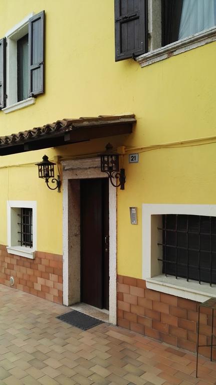 Agriturismo Licensi Del Bresa Monzambano Exterior photo